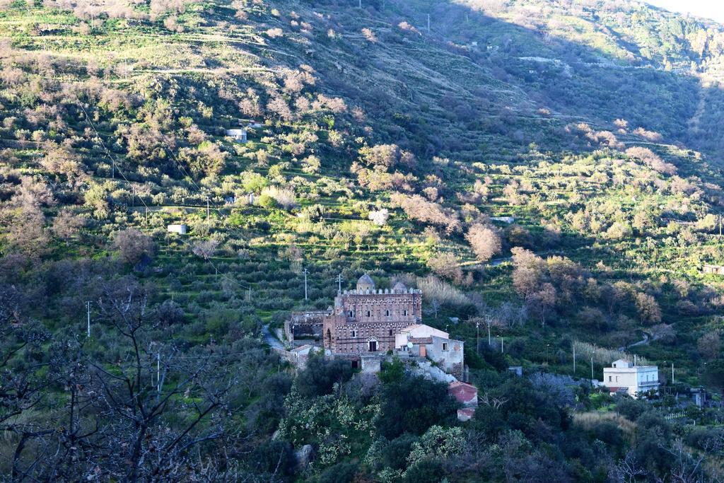 La Casa Di Giulia Apartamento Forza dʼAgro Exterior foto