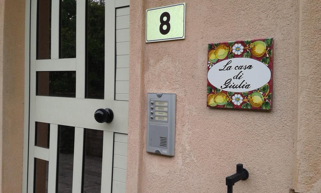 La Casa Di Giulia Apartamento Forza dʼAgro Exterior foto